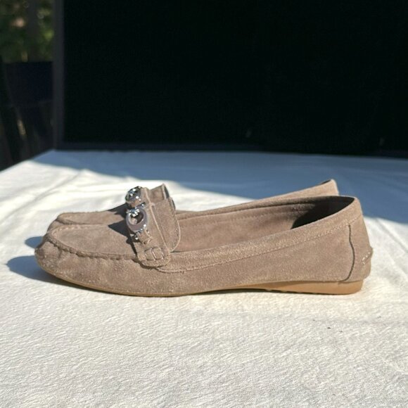 Coach Logo Hardware Taupe Fortunata Driving Moccasins Size 9.5 - Picture 3 of 6